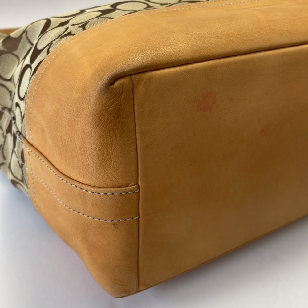Coach Vintage Hamptons Signature Hobo Khaki Tan - Picture 12 of 13